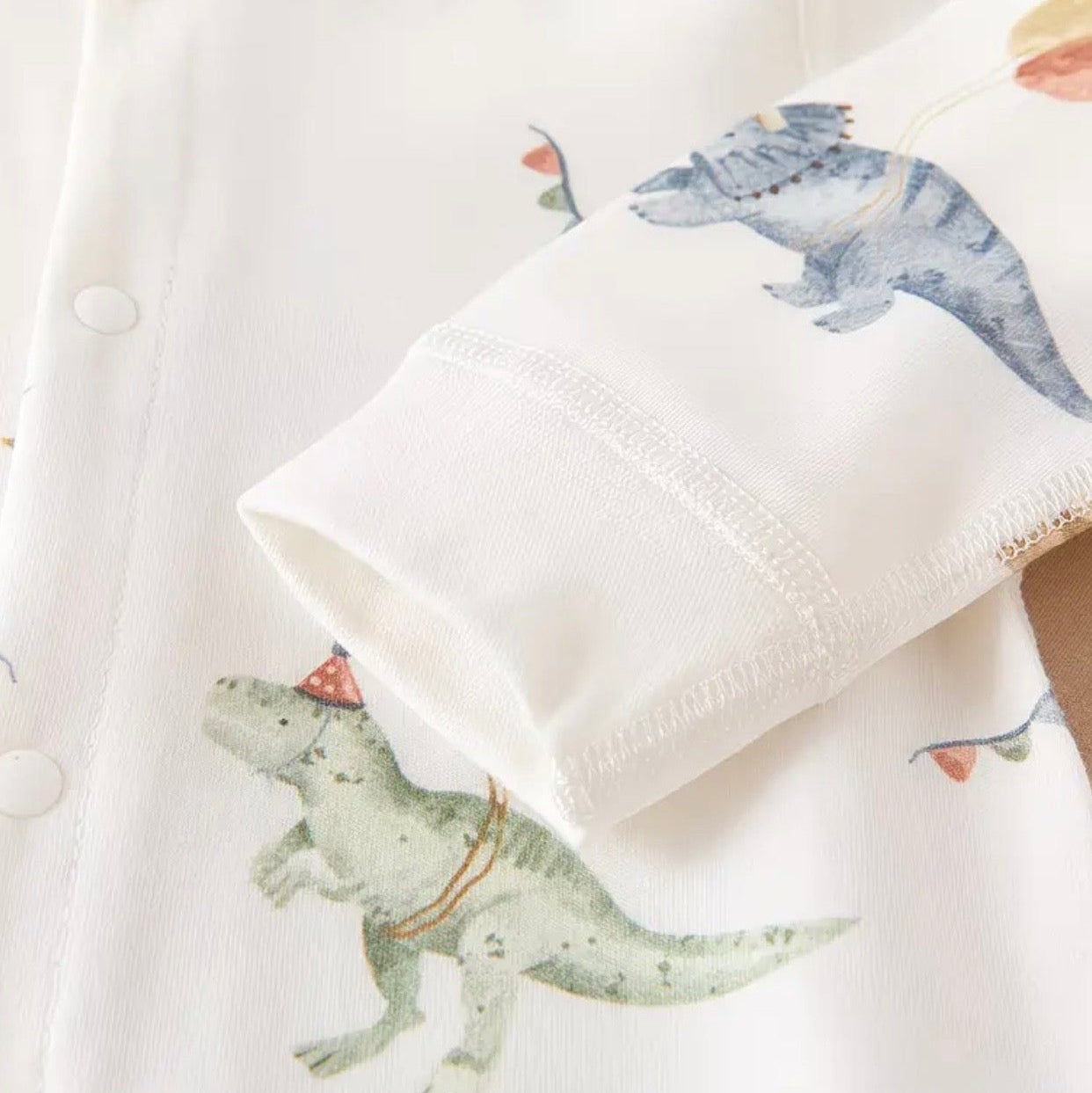 Enterizo Dino Nordico